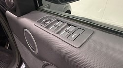 2023 (73) LAND ROVER DISCOVERY 3.0 D300 Dynamic SE 5dr Auto 5137235