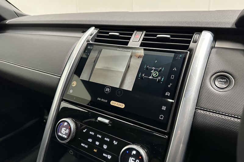 2023 (73) LAND ROVER DISCOVERY 3.0 D300 Dynamic SE 5dr Auto 5137253