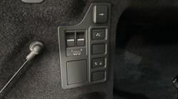 2023 (73) LAND ROVER DISCOVERY 3.0 D300 Dynamic SE 5dr Auto 5137268