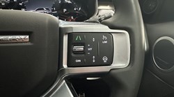 2023 (73) LAND ROVER DISCOVERY 3.0 D300 Dynamic SE 5dr Auto 5137244