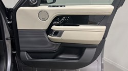 2021 (21) LAND ROVER RANGE ROVER 2.0 P400e Westminster Black 4dr Auto 4703619