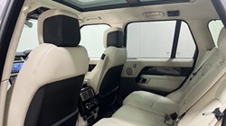 2021 (21) LAND ROVER RANGE ROVER 2.0 P400e Westminster Black 4dr Auto 4703646