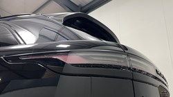 2025 (75) LAND ROVER RANGE ROVER VELAR 2.0 D200 MHEV Dynamic SE 5dr Auto 5422795