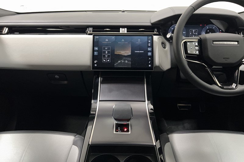 2025 (75) LAND ROVER RANGE ROVER VELAR 2.0 D200 MHEV Dynamic SE 5dr Auto 5422761