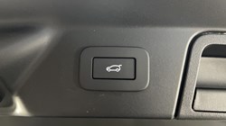 2025 (75) LAND ROVER RANGE ROVER VELAR 2.0 D200 MHEV Dynamic SE 5dr Auto 5422794