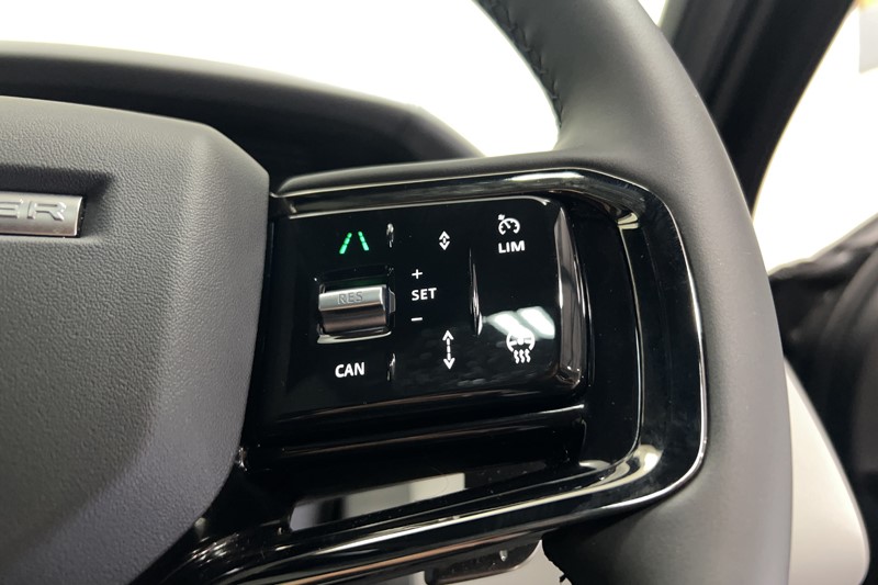 2025 (75) LAND ROVER RANGE ROVER VELAR 2.0 D200 MHEV Dynamic SE 5dr Auto 5422772
