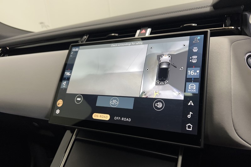 2025 (75) LAND ROVER RANGE ROVER VELAR 2.0 D200 MHEV Dynamic SE 5dr Auto 5422779