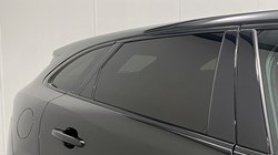 2021 (21) JAGUAR F-PACE 2.0 P250 R-Dynamic S 5dr Auto AWD 4692414