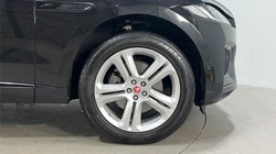 2021 (21) JAGUAR F-PACE 2.0 P250 R-Dynamic S 5dr Auto AWD 4692374