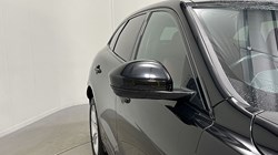 2021 (21) JAGUAR F-PACE 2.0 P250 R-Dynamic S 5dr Auto AWD 4692416