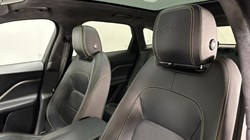 2020 (20) JAGUAR F-PACE 3.0d V6 300 Sport 5dr Auto AWD 4691706