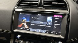 2020 (20) JAGUAR F-PACE 3.0d V6 300 Sport 5dr Auto AWD 4691701