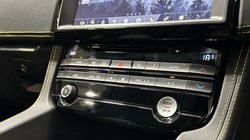 2020 (20) JAGUAR F-PACE 3.0d V6 300 Sport 5dr Auto AWD 4691695