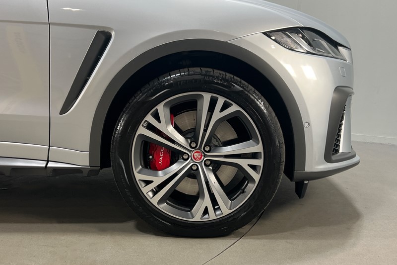 2021 (21) JAGUAR F-PACE 5.0 V8 550 SVR 5dr Auto AWD 4677344