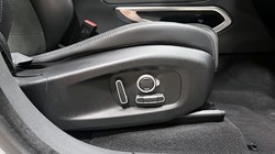 2021 (21) JAGUAR F-PACE 5.0 V8 550 SVR 5dr Auto AWD 4677352