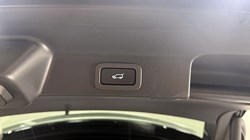 2021 (21) JAGUAR F-PACE 5.0 V8 550 SVR 5dr Auto AWD 4677383