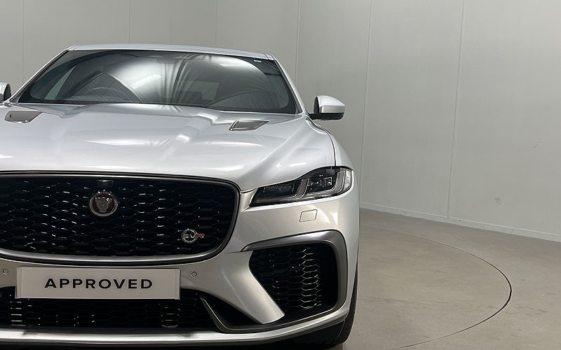 2021 (21) JAGUAR F-PACE 5.0 V8 550 SVR 5dr Auto AWD 4677393