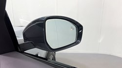 2021 (21) JAGUAR F-PACE 5.0 V8 550 SVR 5dr Auto AWD 4677351