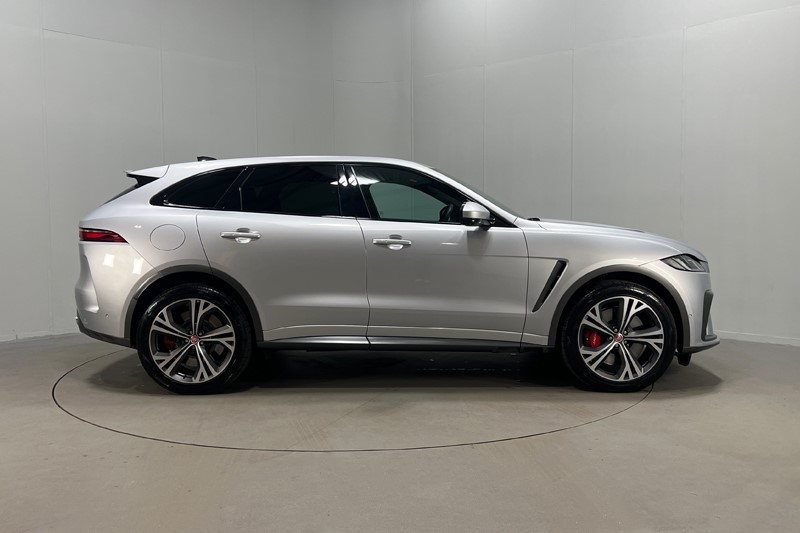 2021 (21) JAGUAR F-PACE 5.0 V8 550 SVR 5dr Auto AWD 4677341