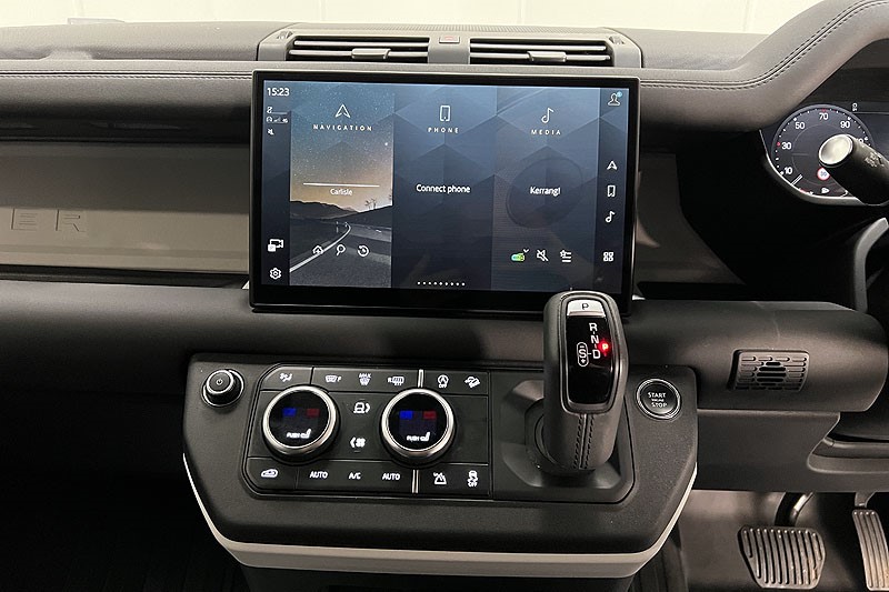 2025 (25) LAND ROVER COMMERCIAL DEFENDER 3.0 D250 Hard Top S Auto 4740099