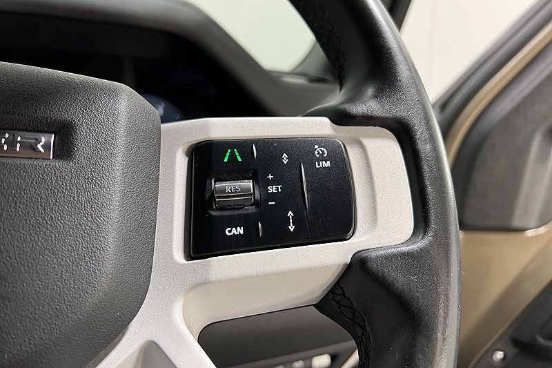 2025 (25) LAND ROVER COMMERCIAL DEFENDER 3.0 D250 Hard Top S Auto 4740101