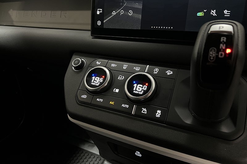 2025 (25) LAND ROVER COMMERCIAL DEFENDER 3.0 D250 Hard Top S Auto 4740105