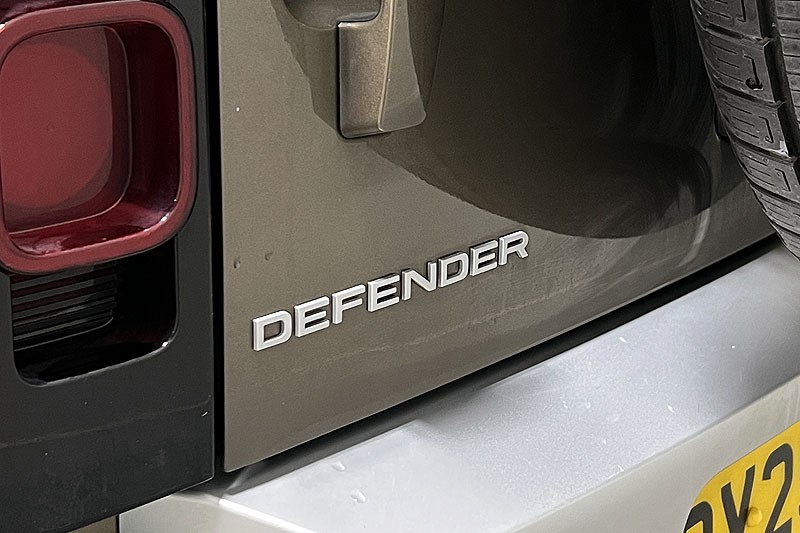 2025 (25) LAND ROVER COMMERCIAL DEFENDER 3.0 D250 Hard Top S Auto 4740126