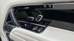 2024 (24) LAND ROVER RANGE ROVER 3.0 D350 HSE 4dr Auto 4741108