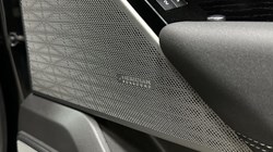 2022 (72) LAND ROVER RANGE ROVER VELAR 2.0 D200 Edition 5dr Auto 4700319