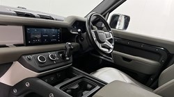 2022 (72) LAND ROVER DEFENDER 2.0 P400e XS Edition 110 5dr Auto 4698781