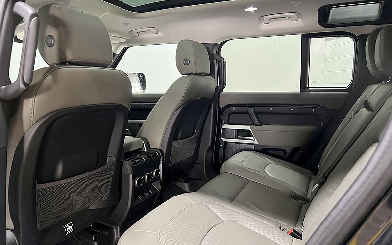 2022 (72) LAND ROVER DEFENDER 2.0 P400e XS Edition 110 5dr Auto 4698782