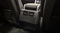 2025 (25) LAND ROVER DISCOVERY 3.0 D350 Dynamic SE 5dr Auto 4797964