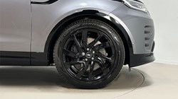 2025 (25) LAND ROVER DISCOVERY 3.0 D350 Dynamic SE 5dr Auto 4797961