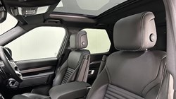 2025 (25) LAND ROVER DISCOVERY 3.0 D350 Dynamic SE 5dr Auto 4797992