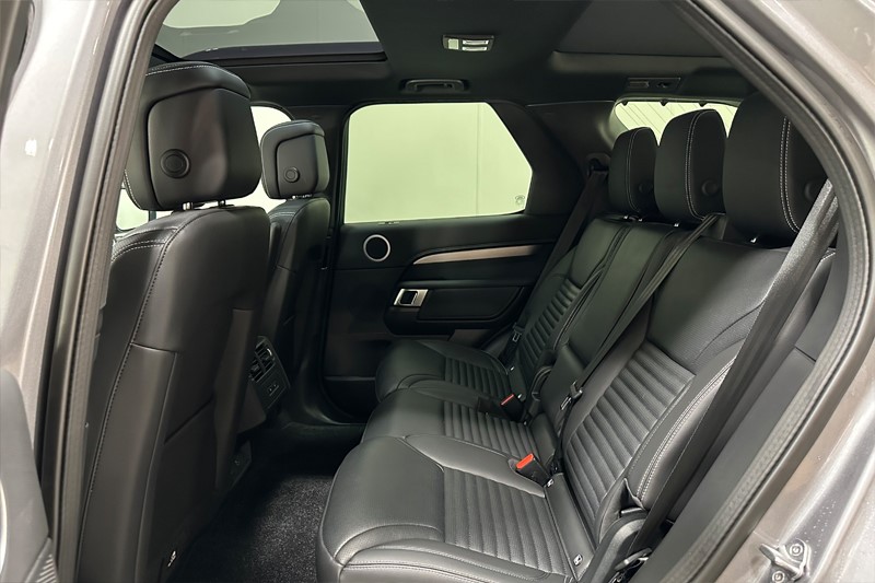 2025 (25) LAND ROVER DISCOVERY 3.0 D350 Dynamic SE 5dr Auto 4797957