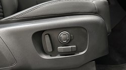 2025 (25) LAND ROVER DISCOVERY 3.0 D350 Dynamic SE 5dr Auto 4797972