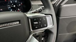 2025 (25) LAND ROVER DISCOVERY 3.0 D350 Dynamic SE 5dr Auto 4797976