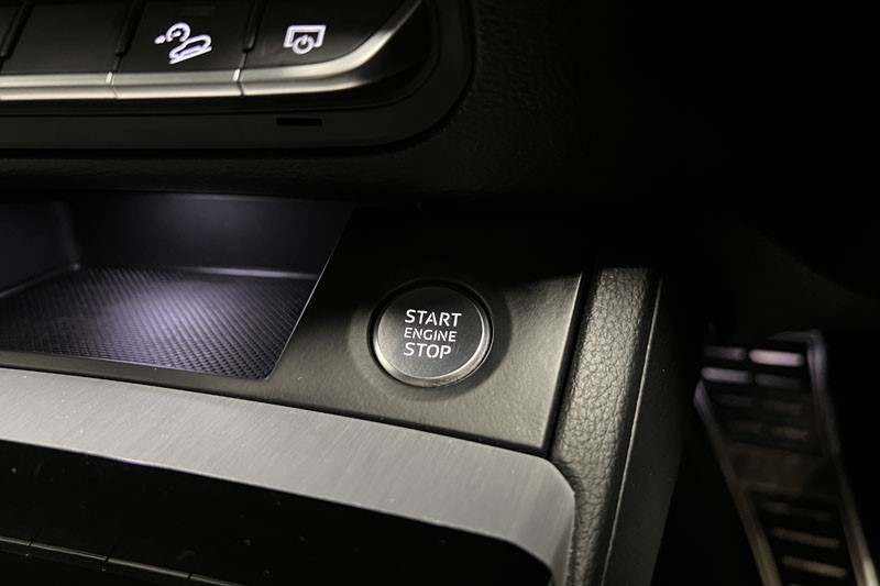 2022 (22) AUDI Q5 40 TDI Quattro S Line 5dr S Tronic 4710478