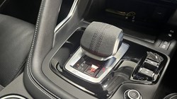 2021 (71) JAGUAR E-PACE 1.5 P300e R-Dynamic SE 5dr Auto 4704902
