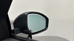 2022 (72) LAND ROVER RANGE ROVER VELAR 2.0 D200 Edition 5dr Auto 4743352