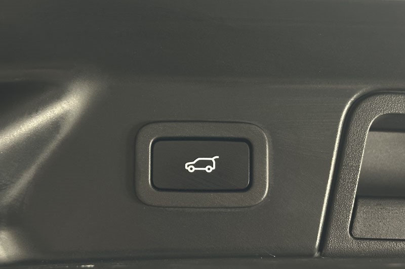 2022 (72) LAND ROVER RANGE ROVER VELAR 2.0 D200 Edition 5dr Auto 4743378