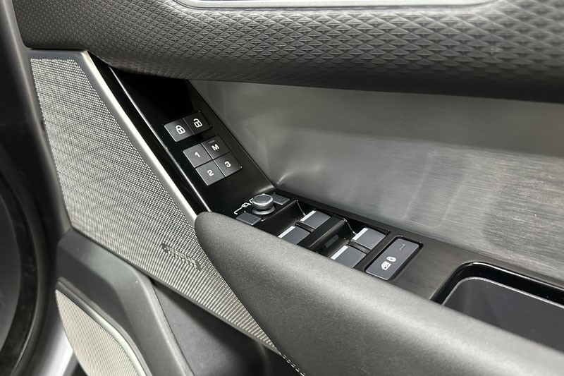 2022 (72) LAND ROVER RANGE ROVER VELAR 2.0 D200 Edition 5dr Auto 4743350