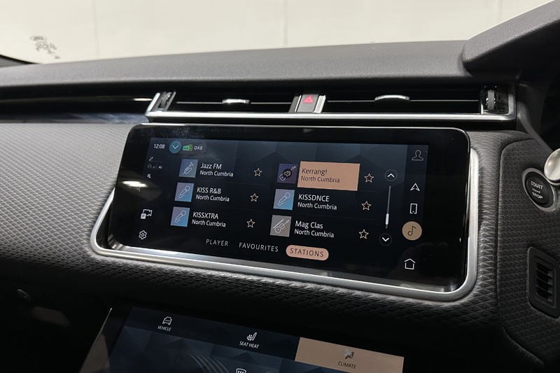 2022 (72) LAND ROVER RANGE ROVER VELAR 2.0 D200 Edition 5dr Auto 4743366