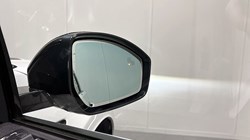 2021 (21) LAND ROVER DISCOVERY SPORT 2.0 D180 R-Dynamic SE 5dr Auto 4753743