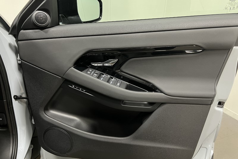 2025 (75) LAND ROVER RANGE ROVER EVOQUE 2.0 D200 S 5dr Auto 5425685