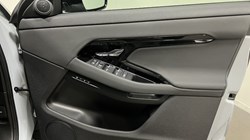 2025 (75) LAND ROVER RANGE ROVER EVOQUE 2.0 D200 S 5dr Auto 5425685