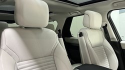 2025 (75) LAND ROVER DISCOVERY 3.0 D350 Dynamic SE 5dr Auto 5390776