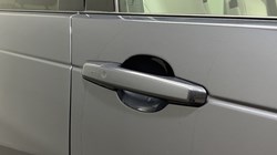 2025 (75) LAND ROVER DISCOVERY 3.0 D350 Dynamic SE 5dr Auto 5390806
