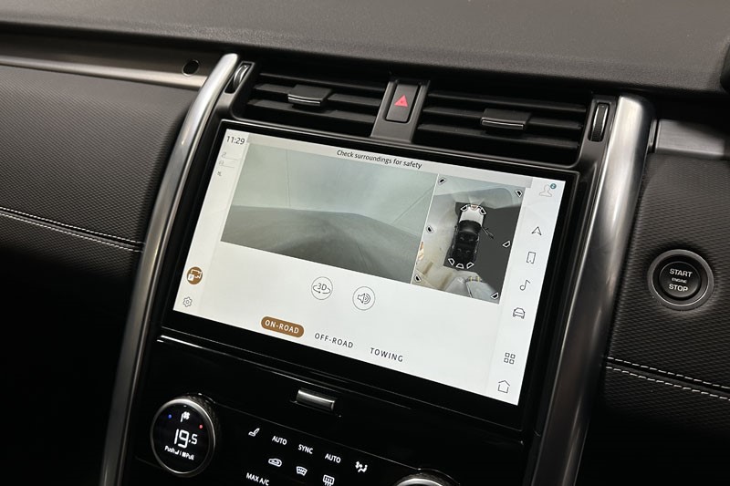 2022 (72) LAND ROVER DISCOVERY 3.0 D300 R-Dynamic SE 5dr Auto 4741628