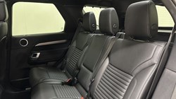 2022 (72) LAND ROVER DISCOVERY 3.0 D300 R-Dynamic SE 5dr Auto 4741641